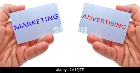 Marketing und Werbung - mktg vs adv-für Marketing und Business Konzepte Stockfoto