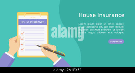 Haus Versicherung auf Zwischenablage mit Händen Startseite Konzept. Online Service für Property Insurance Quotes grüne Webseite, Mann, Hände, Einreichung Haus Politik Formular auf Zwischenablage mit Checkliste Stockfoto