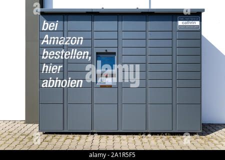 Amazon Spind, ein Self-service-Paketdienst durch Online-händler Amazon angeboten. Stockfoto