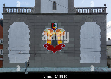 Turamichele Feier mit Ballons vor Perlach in Augsburg, Deutschland, Bayern Stockfoto
