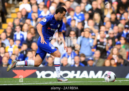 London, Großbritannien. 28 Sep, 2019. Pedro von Chelsea in Aktion. Premier League match, Chelsea v Brighton & Hove Albion an der Stamford Bridge in London am Samstag, den 28. September 2019. Dieses Bild dürfen nur für redaktionelle Zwecke verwendet werden. Nur die redaktionelle Nutzung, eine Lizenz für die gewerbliche Nutzung erforderlich. Keine Verwendung in Wetten, Spiele oder einer einzelnen Verein/Liga/player Publikationen. pic von Steffan Bowen/Credit: Andrew Orchard sport Fotografie/Alamy leben Nachrichten Stockfoto