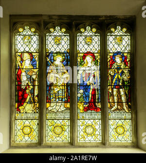 Glasfenster im All Saints Church, St. Paul's Walden (14.-15. Jahrhundert), Hertfordshire, England, Vereinigtes Königreich. Stockfoto