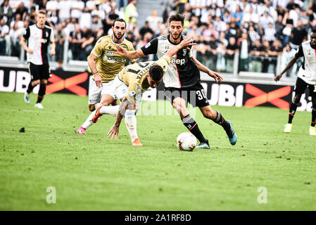 Turin, Italien. 28 Sep, 2019. Rodrigo Bentancur von Juventus Turin in der Serie A Fußballspiel zwischen Juventus Turin und Spal. Juventus Turin gewann 2-0 über Spal. Bei der Allianz Stadion, in Turin, Italien am 28. September 2019 (Foto von Alberto Gandolfo/Pacific Press) Quelle: Pacific Press Agency/Alamy leben Nachrichten Stockfoto