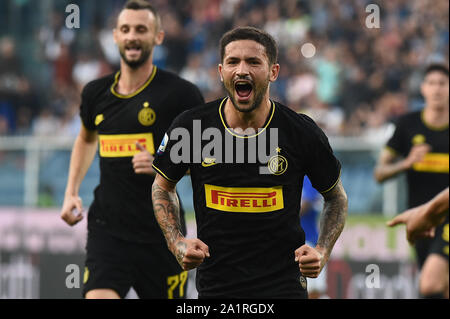 Genua, Italien, 28. September 2019, STEFANO SENSI (Inter), feiert, NACHDEM DAS ZIEL DER MOMENTANEO 1 A 0 bei Sampdoria Vs Inter-italienischen Fußball Serie A Männer Meisterschaft - Credit: LPS/Danilo Vigo/Alamy leben Nachrichten Stockfoto