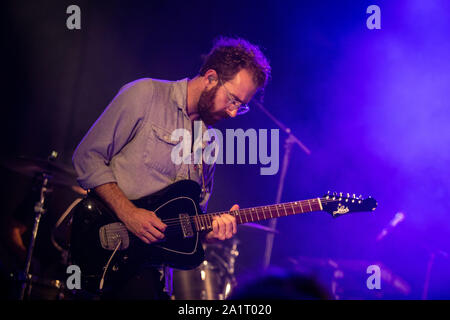 Junge der Riesen in Concerto alla Toscana - Santeria Santeria Social Club, Milano. Foto di Davide Merli Stockfoto