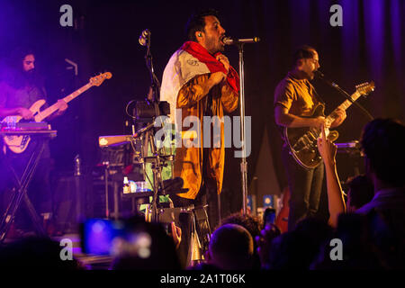 Junge der Riesen in Concerto alla Toscana - Santeria Santeria Social Club, Milano. Foto di Davide Merli Stockfoto