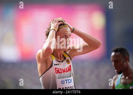 Doha, Katar. 27 Sep, 2019. Sam PARSONS (Deutschland) am Ende, Geste, Gestik. 5000 m der Männer, Runde 1, am 27.09.2019 Leichtathletik WM 2019 in Doha/Katar, vom 27.09. - 10.10.2019. | Verwendung der weltweiten Kredit: dpa/Alamy leben Nachrichten Stockfoto