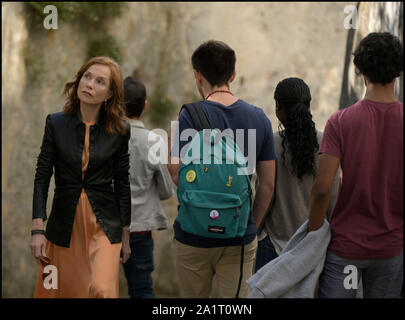 Erscheinungsdatum: Oktober 25, 2019 TITEL: Frankie Studio: Sony Pictures Classics Regie: Ira Sachs PLOT: Drei Generationen Auseinandersetzung mit eine lebensverändernde Erfahrung, die während eines Tages von einem Urlaub in Sintra, Portugal, eine historische Stadt für seine dichten Gärten und Märchen- Villen und Paläste bekannt. In den Hauptrollen: Isabelle Huppert wie Frankie. (Bild: © Sony Pictures Classics/Entertainment Bilder) Stockfoto