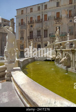 Die Praetorian Brunnen in Palermo, Sizilien Stockfoto