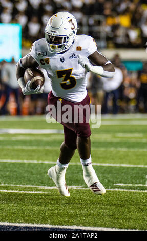 Oklahoma Memorial Stadium. 27 Sep, 2019. Usa Arizona State zurück laufen Eno Benjamin (3) trägt die Kugel für einen Touchdown während der NCAA Football Spiel zwischen Arizona State Sun Devils und die California Golden Bears 24-17 an der California Memorial Stadium. Thurman James/CSM/Alamy leben Nachrichten Stockfoto