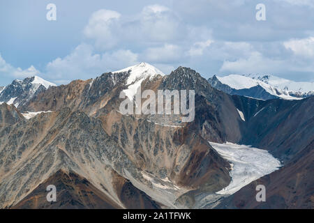 Berge in der Nähe der Quelle des Kaskawulsh Glacier im Kluane National Park, Yukon, Kanada Stockfoto