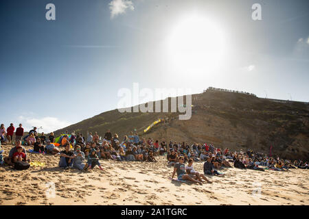 Ericeira, Portugal. 28 Sep, 2019. Publikum am Strand während der TEV Billabong Pro Ericeira2019, QS 10.000, in Ericeira. Credit: SOPA Images Limited/Alamy leben Nachrichten Stockfoto
