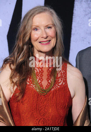 Hollywood, Kalifornien, USA, 28. September 2019 die Schauspielerin Frances Conroy nimmt an Warner Bros. Pictures präsentiert "Joker" Premiere am 28. September 2019 Bei TCL Chinese Theater Imax in Hollywood, Kalifornien, USA. Foto von Barry King/Alamy leben Nachrichten Stockfoto