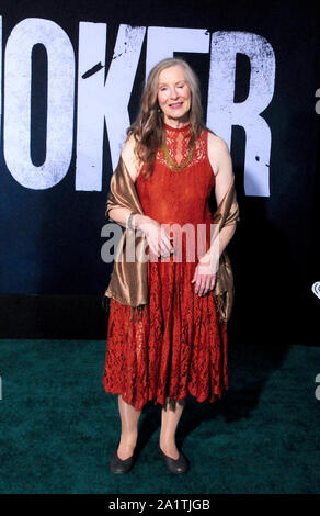 Hollywood, Kalifornien, USA, 28. September 2019 die Schauspielerin Frances Conroy nimmt an Warner Bros. Pictures präsentiert "Joker" Premiere am 28. September 2019 Bei TCL Chinese Theater Imax in Hollywood, Kalifornien, USA. Foto von Barry King/Alamy leben Nachrichten Stockfoto
