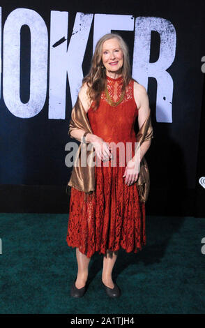 Hollywood, Kalifornien, USA, 28. September 2019 die Schauspielerin Frances Conroy nimmt an Warner Bros. Pictures präsentiert "Joker" Premiere am 28. September 2019 Bei TCL Chinese Theater Imax in Hollywood, Kalifornien, USA. Foto von Barry King/Alamy leben Nachrichten Stockfoto