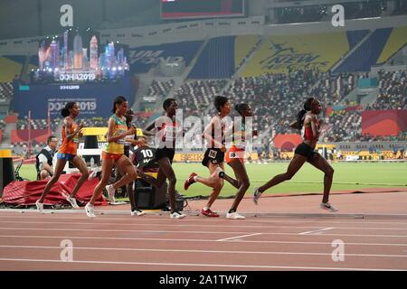 Doha, Katar. 28 Sep, 2019. Athleten konkurrieren während der Frauen 10.000 m-Finale bei den 2019 IAAF Weltmeisterschaften in Doha, Katar, Sept. 28, 2019. Credit: Li Gang/Xinhua/Alamy leben Nachrichten Stockfoto