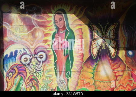 USA, SAN FRANCISCO - ca. August 2019 - - Unbekannter Graffiti an der Wand Stockfoto