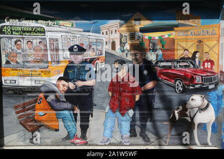 USA, SAN FRANCISCO - ca. August 2019 - - Unbekannter Graffiti an der Wand Stockfoto