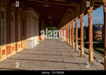 Plattform von Haapsalu Bahnhof in Haapsalu, Estland, Baltikum, Europa Stockfoto