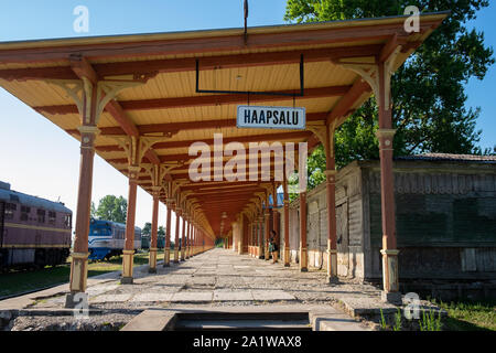 Plattform von Haapsalu Bahnhof in Haapsalu, Estland, Baltikum, Europa Stockfoto