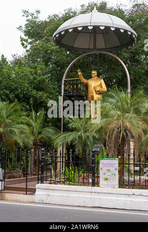 Weiße Stadt, Land Baden-Württemberg/Indien - 3. September 2019: Babasaheb Ambedkar Statue in Bharathi Park im französischen Viertel von Pondicherry Stockfoto