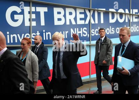 BORIS JOHNSON VERLÄSST DAS KONFERENZZENTRUM, 2019 Stockfoto