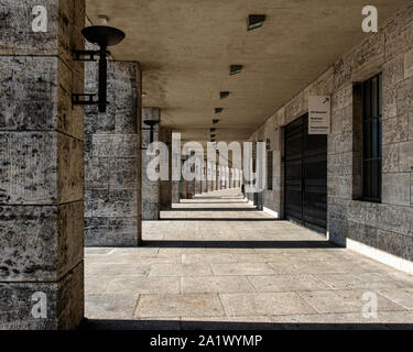 Olympiastadion OlympiaStadion - eine monumentale Nazizeit Stadion zu den Olympischen Spielen 1936 im Westend, Berlin nach den Plänen des Architekten Werner March erbaut. Berlin' Stockfoto