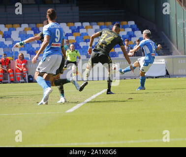 Neapel, Kampanien, Italien. 29 Sep, 2019. Während der italienischen Serie A Fußballspiel SSC Napoli vs AC Brescia am 29 September, 2019 im Stadion San Paolo in Neapel. In Bild MERTENS Credit: Fabio Sasso/ZUMA Draht/Alamy leben Nachrichten Stockfoto