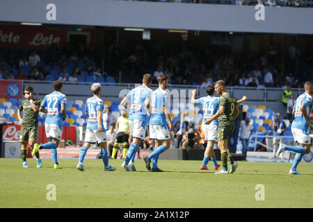 Neapel, Kampanien, Italien. 29 Sep, 2019. Während der italienischen Serie A Fußballspiel SSC Napoli vs AC Brescia am 29 September, 2019 im Stadion San Paolo in Neapel. In Bild MANOLAS Credit: Fabio Sasso/ZUMA Draht/Alamy leben Nachrichten Stockfoto