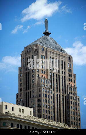 Oberseite des Board of Trade building Tower und hinten von Ceres Statue im Finanzviertel der Loop Viertel in der Innenstadt von Chicago Illinois United Stockfoto