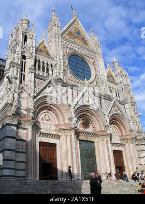 Kathedrale Mariä Himmelfahrt, Kathedrale Metropolitana di Santa Maria Assunta, Siena, Toskana, Toscana, Italien, Europa Stockfoto