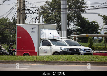 Chiangmai, Thailand - 24. September 2019: Lkw von Thailand Post. Foto an der Straße Nr. 121 ca. 8 km von der Innenstadt von Chiang Mai, Thailand. Stockfoto