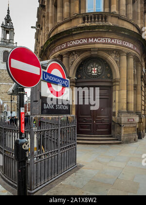 Stadt London Magistrates Court in der Queen Victoria Street in der City von London, Londons Finanzviertel Stockfoto