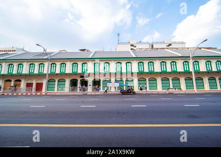 Bangkok, Thailand - September 29,2019: MRT Station Samyod das alte Gebäude Design ist bereit zu warten. Stockfoto