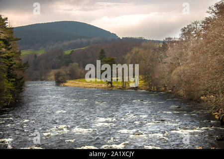 Dee River. Royal Deeside, Ballater, Aberdeenshire, Schottland, Großbritannien. Cairngorms National Park. Stockfoto