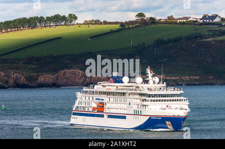 Crosshaven, Co Cork, Irland. 29. September 2019. Im vergangenen Mai die Expedition Cruise Ship, Hanseatic Natur dampft aus Cork Harbour in Cork, Irland, für die Azoren gebunden. - Gutschrift; David Creedon/Alamy leben Nachrichten Stockfoto