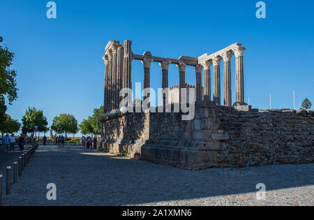 Blick auf den Diana-Tempel in Evora in Alentejo portugal Stockfoto