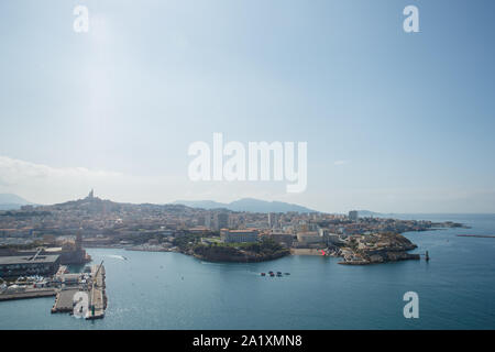 Allgemeine Ansicht von Marseille Hafen Eingang Stockfoto