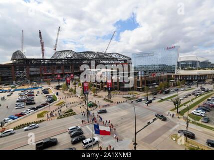 Arlington, Texas, USA. September 29, 2019: Globus leben Bereich befindet sich noch im Aufbau und wird für die Baseball Saison 2020 in Arlington, TX Albert Pena/CSM Credit: Cal Sport Media/Alamy leben Nachrichten Stockfoto