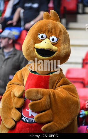 28. September 2019, das Tal, Charlton, England; Sky Bet Meisterschaft, Charlton vs Leeds United; Charlton Maskottchen Credit: Phil Westlake/News Bilder Stockfoto