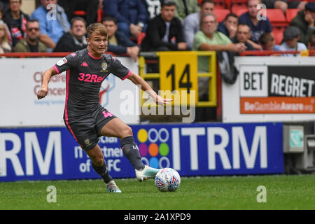 28. September 2019, das Tal, Charlton, England; Sky Bet Meisterschaft, Charlton vs Leeds United; Jamie Shackleton (46) von Leeds United mit dem Ball Credit: Phil Westlake/News Bilder Stockfoto