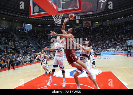 Bologna, Italien, 29. September 2019, MICHAEL BRAMOS, UMANA REYER VENEZIA, während Fortitudo Bologna - umana Reyer Venezia - Italienische Basketball eine Serie Meisterschaft - Credit: LPS/Michele Nucci/Alamy leben Nachrichten Stockfoto