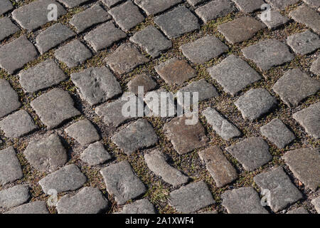 Alte Stein gepflasterten Straße in Berlin Stockfoto