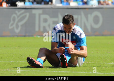 Neapel, Italien. 29 Sep, 2019. Unfall Konstantinos Manolas Griechische defender SSC Neapel in der Serie A Fußball Spiel SSC Napoli vs Brescia Calcio am 29. September 2019 im Stadion San Paolo (Foto von Antonio Balasco/Pacific Press) Quelle: Pacific Press Agency/Alamy leben Nachrichten Stockfoto