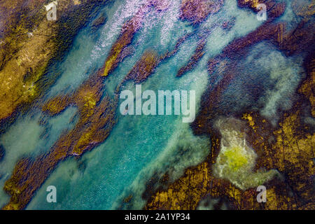Abstract Luftaufnahme zeigt Muster an der Oberfläche des St. Lawrence River Stockfoto