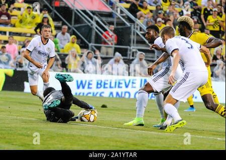 Columbus, Ohio, USA. 29 Sep, 2019. Sonntag, September 29, 2019: Philadelphia Union Torwart Andre Blake (18) stoppt den Ball in der ersten Hälfte der Partie zwischen Philadelphia Union und Columbus Crew SC an MAPFRE Stadium, in Columbus, OH. Pflichtfeld Foto: Dorn Byg/Cal Sport Media. Philadelphia Union 0 - Columbus Crew SC Credit: Cal Sport Media/Alamy leben Nachrichten Stockfoto