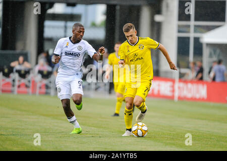 Columbus, Ohio, USA. 29 Sep, 2019. Sonntag, September 29, 2019: Columbus Crew SC vorwärts Pedro Santos (7) mit Philadelphia Union vorwärts Fafa Picault (9) in der ersten Hälfte der Partie zwischen Philadelphia Union und Columbus Crew SC an MAPFRE Stadium, in Columbus, OH. Pflichtfeld Foto: Dorn Byg/Cal Sport Media. Philadelphia Union 0 - Columbus Crew SC Credit: Cal Sport Media/Alamy leben Nachrichten Stockfoto