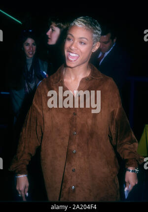 Hollywood, Kalifornien, USA, 11. Januar 1995 Schauspielerin Jada Pinkett besucht "Geschichten aus der Gruft: Demon Knight Hollywood Premiere am 11. Januar 1995 im Hollywood Galaxy Theatre in Hollywood, Kalifornien, USA. Foto von Barry King/Alamy Stock Foto Stockfoto