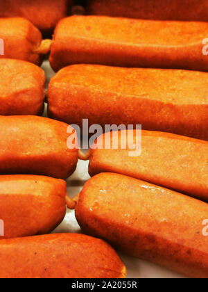 Traditionelle deutsche Wurst in einem Deli, schoß schließen. Stockfoto