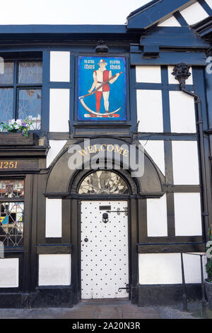 13. Jahrhundert "Ye Olde Mann&Sense' Pub, Churchgate, Bolton, Greater Manchester, England, Vereinigtes Königreich Stockfoto